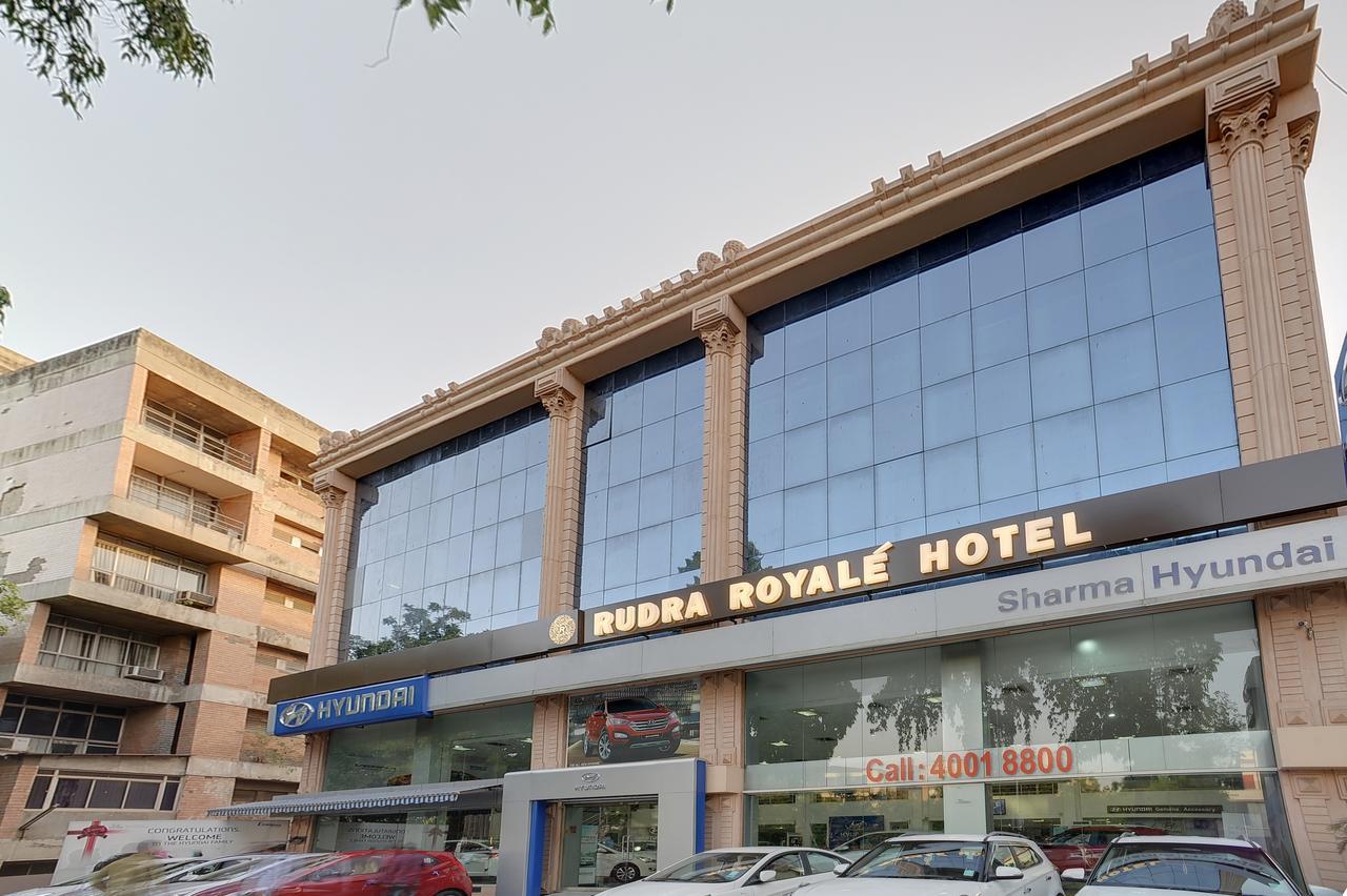 Rudra Royale Hotel Ahmedabad Ngoại thất bức ảnh